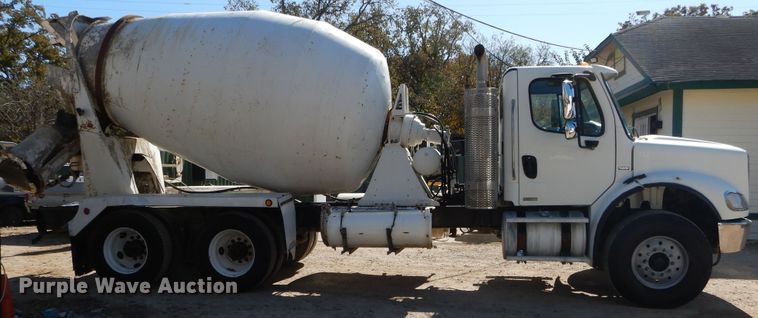 image for item DI1785 2009 Freightliner Business Class M2 Santiago ready mix truck