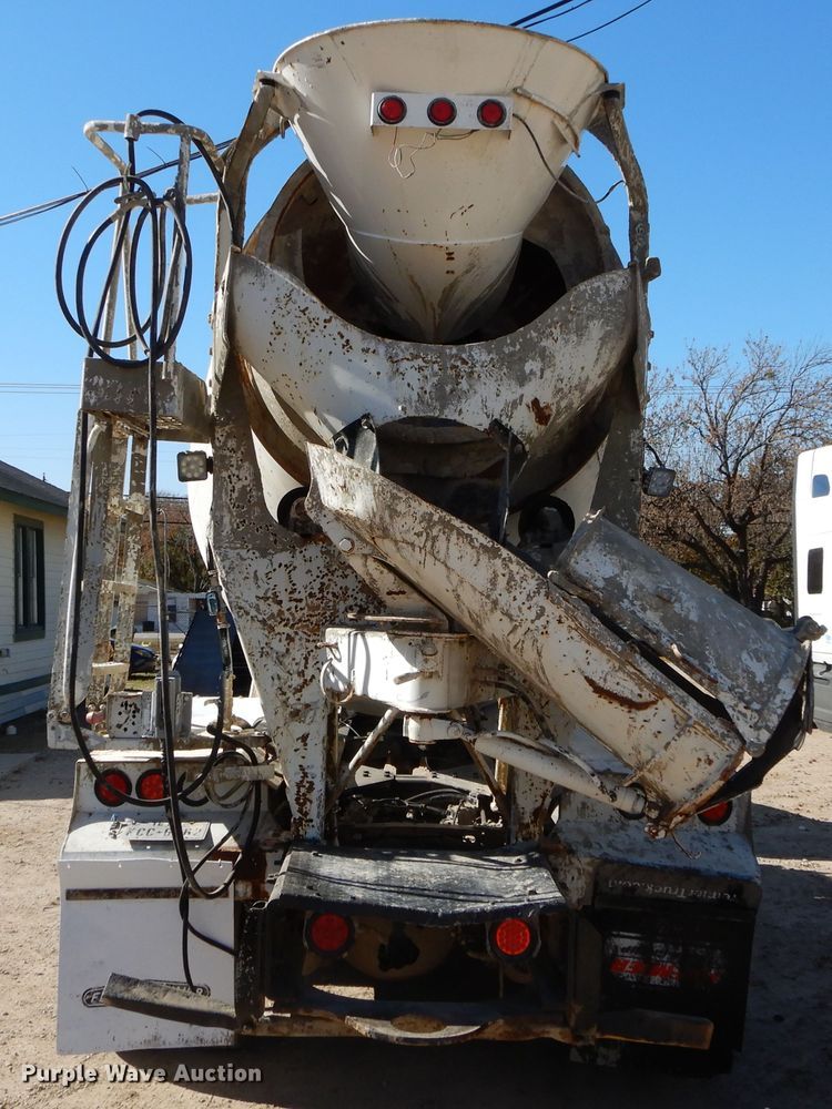 image for item DI1785 2009 Freightliner Business Class M2 Santiago ready mix truck