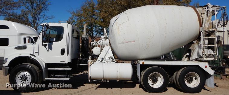 image for item DI1785 2009 Freightliner Business Class M2 Santiago ready mix truck