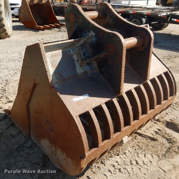 image for item DI9089 59"W skeletonized excavator bucket