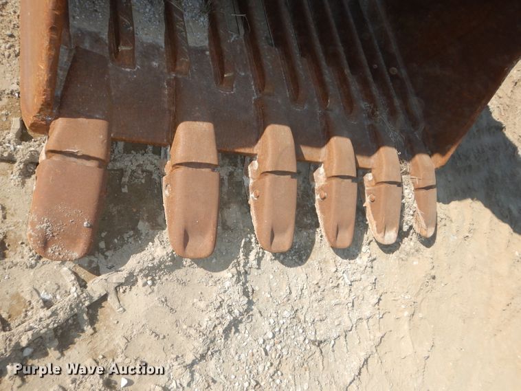 image for item DI9089 59"W skeletonized excavator bucket