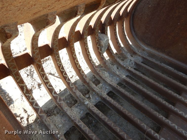 image for item DI9089 59"W skeletonized excavator bucket