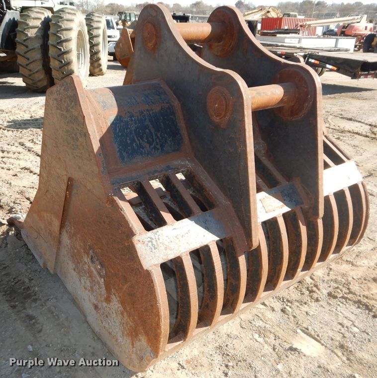 image for item DI9090 59"W skeletonized excavator bucket