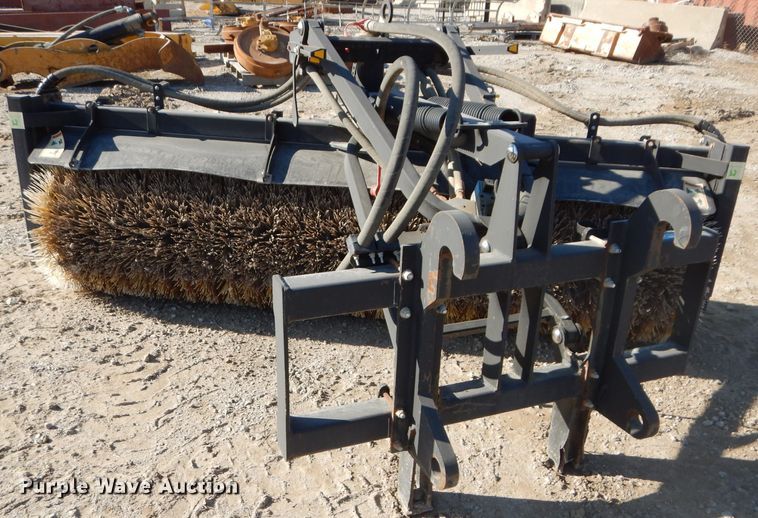 image for item DI9095 Caterpillar BA25 angle broom