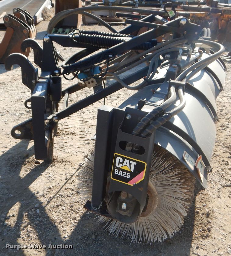 image for item DI9095 Caterpillar BA25 angle broom