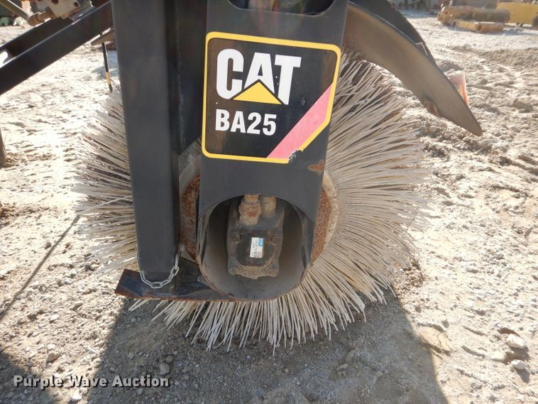 image for item DI9095 Caterpillar BA25 angle broom