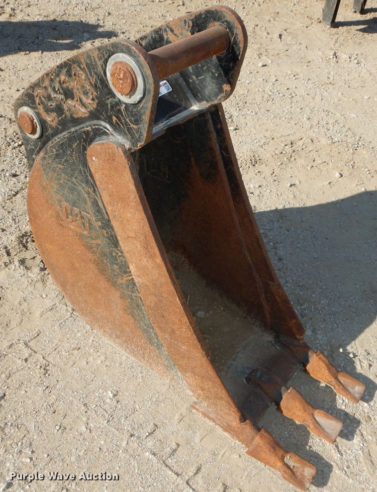 image for item DI9096 Caterpillar 12"W backhoe bucket