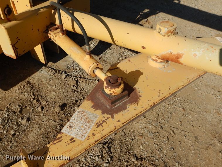 image for item DI9099 Skid steer grader