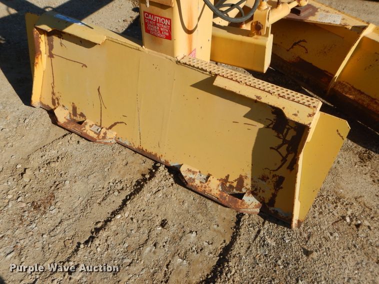 image for item DI9099 Skid steer grader