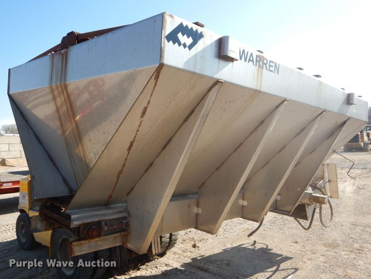 image for item DI9102 2013 Warren AC2400-10 spreader
