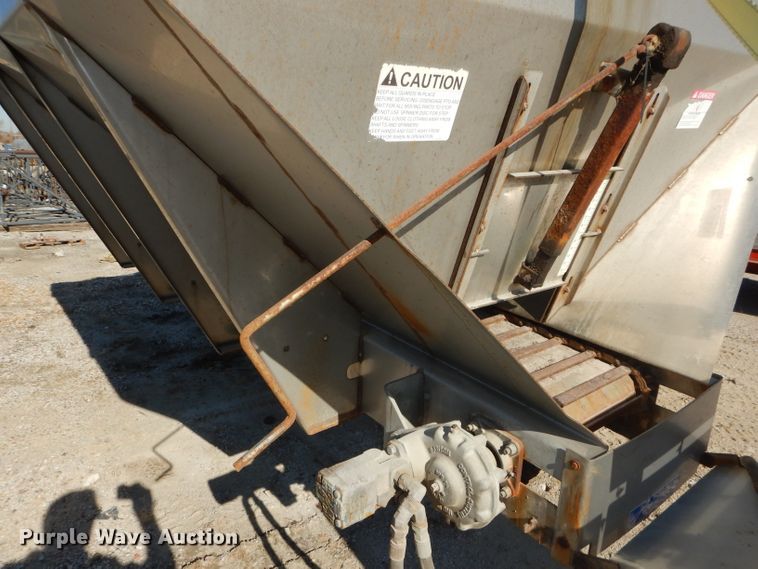 image for item DI9102 2013 Warren AC2400-10 spreader