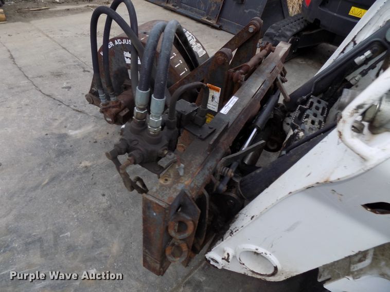 image for item DO9427 1999 Coneqtec Universal APX3000 skid steer cold planer