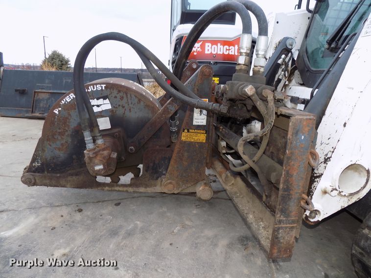 image for item DO9427 1999 Coneqtec Universal APX3000 skid steer cold planer