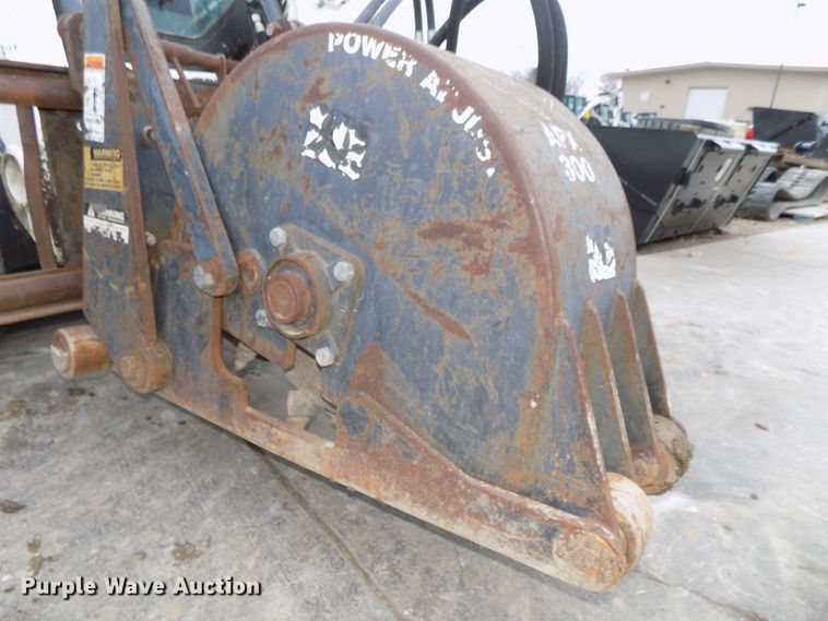 image for item DO9427 1999 Coneqtec Universal APX3000 skid steer cold planer