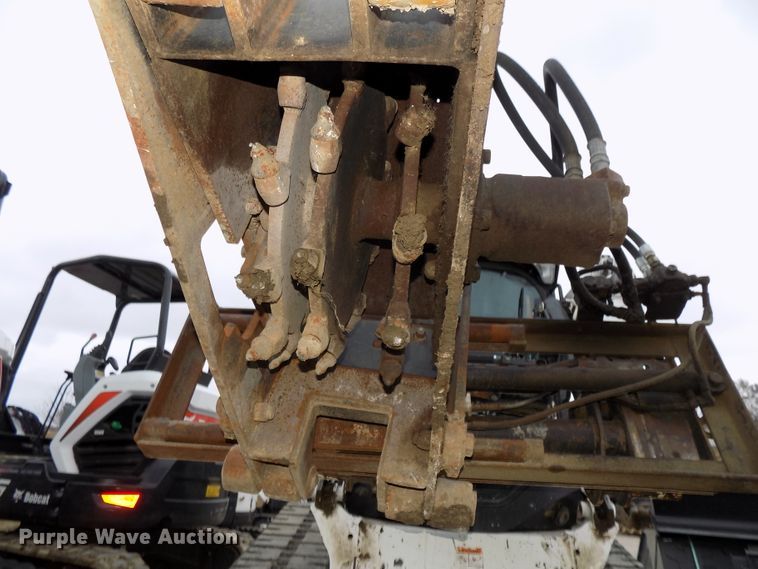 image for item DO9427 1999 Coneqtec Universal APX3000 skid steer cold planer