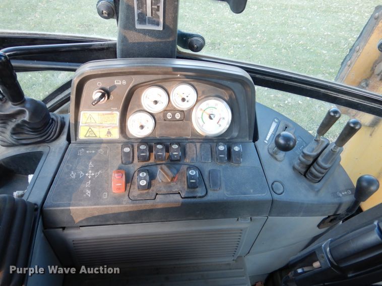 image for item EC9046 2008 Caterpillar 450E backhoe