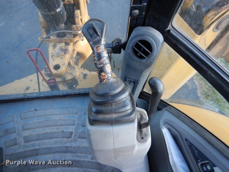 image for item EC9046 2008 Caterpillar 450E backhoe