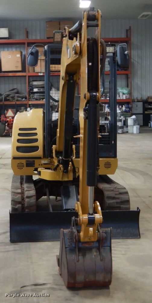 image for item EC9146 2007 Caterpillar 302.5C mini excavator