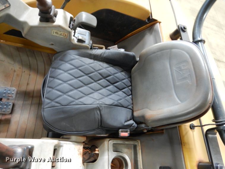 image for item EC9146 2007 Caterpillar 302.5C mini excavator