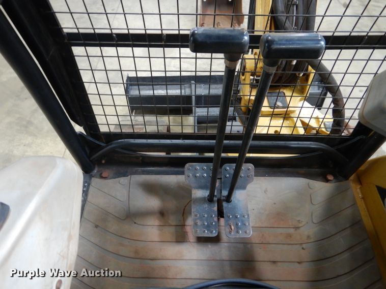 image for item EC9146 2007 Caterpillar 302.5C mini excavator