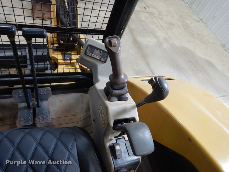 image for item EC9146 2007 Caterpillar 302.5C mini excavator