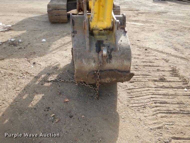 image for item EC9149 2006 Komatsu PC200LC-7 excavator