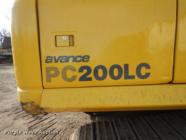 image for item EC9149 2006 Komatsu PC200LC-7 excavator