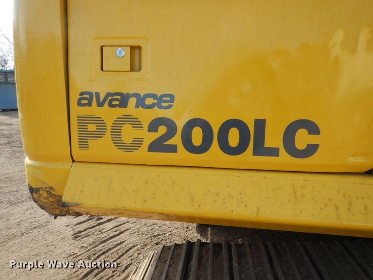 image for item EC9149 2006 Komatsu PC200LC-7 excavator