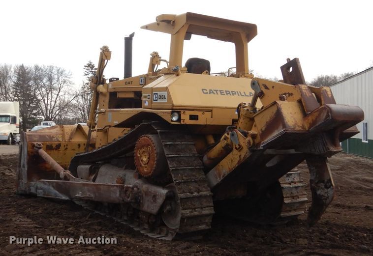 image for item EC9150 1984 Caterpillar D8L dozer