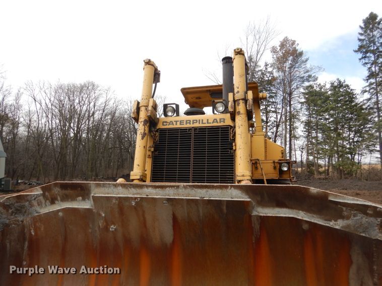 image for item EC9150 1984 Caterpillar D8L dozer