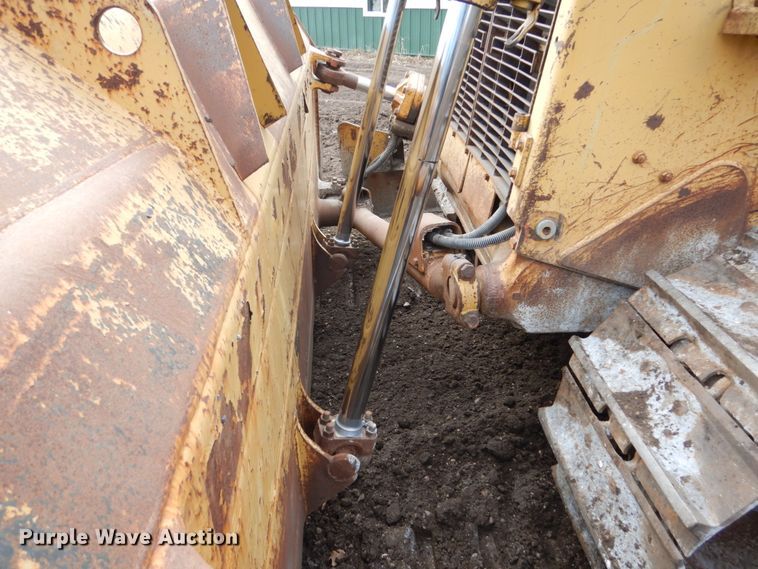 image for item EC9150 1984 Caterpillar D8L dozer