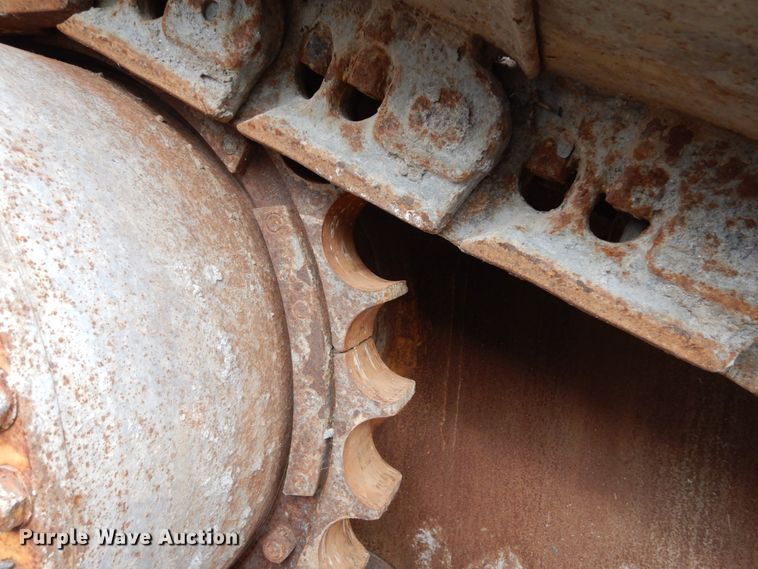 image for item EC9150 1984 Caterpillar D8L dozer