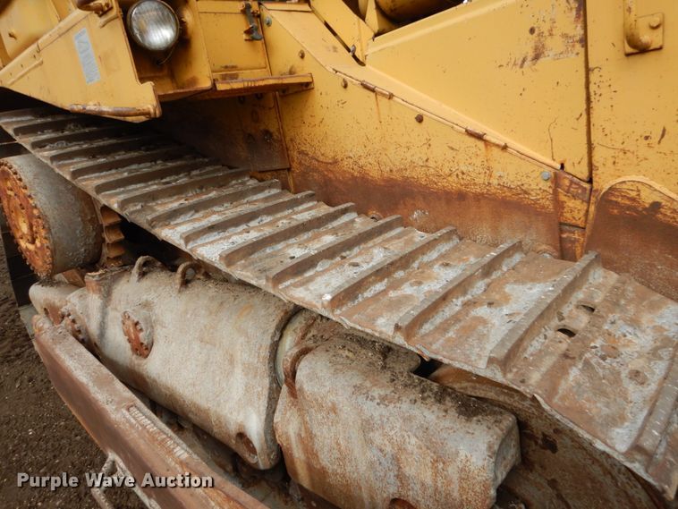image for item EC9150 1984 Caterpillar D8L dozer