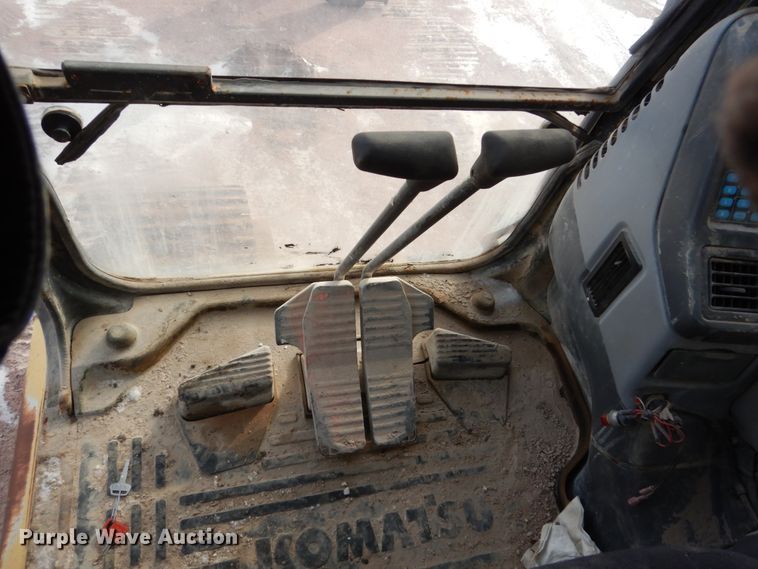 image for item EC9153 2006 Komatsu PC300LC-7E excavator