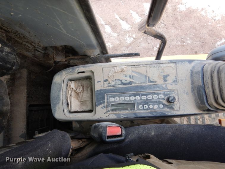 image for item EC9153 2006 Komatsu PC300LC-7E excavator