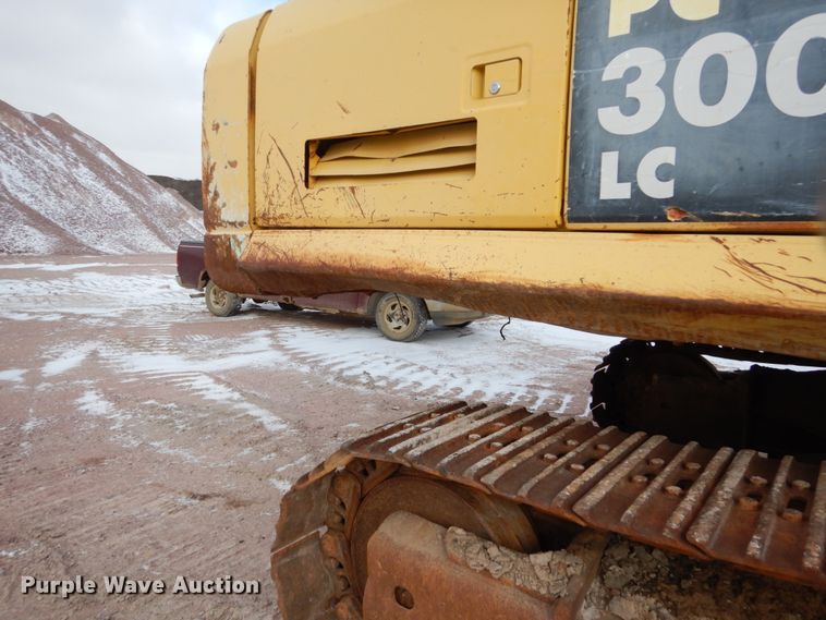 image for item EC9153 2006 Komatsu PC300LC-7E excavator