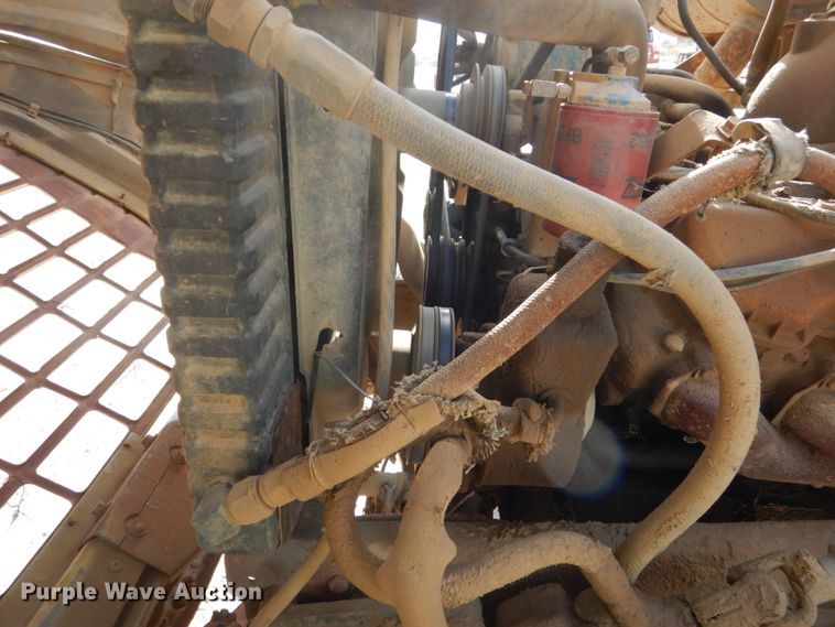 image for item EC9159 1973 Ford 8000 flatbed truck