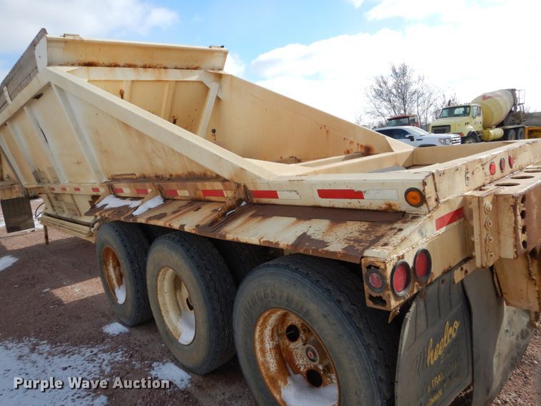 image for item EC9162 1999 Red River bottom dump trailer