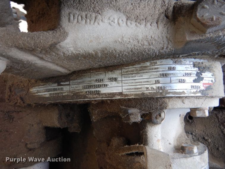 image for item EC9164 1979 Ford 9000 flatbed truck