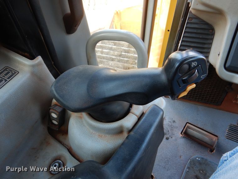 image for item EC9172 2011 Caterpillar D6T LGP dozer