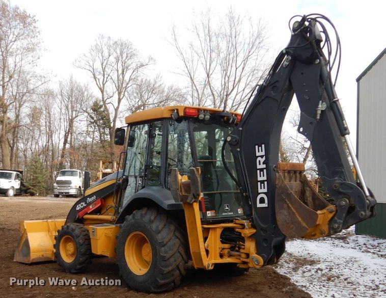 image for item EC9173 2015 John Deere 410L backhoe