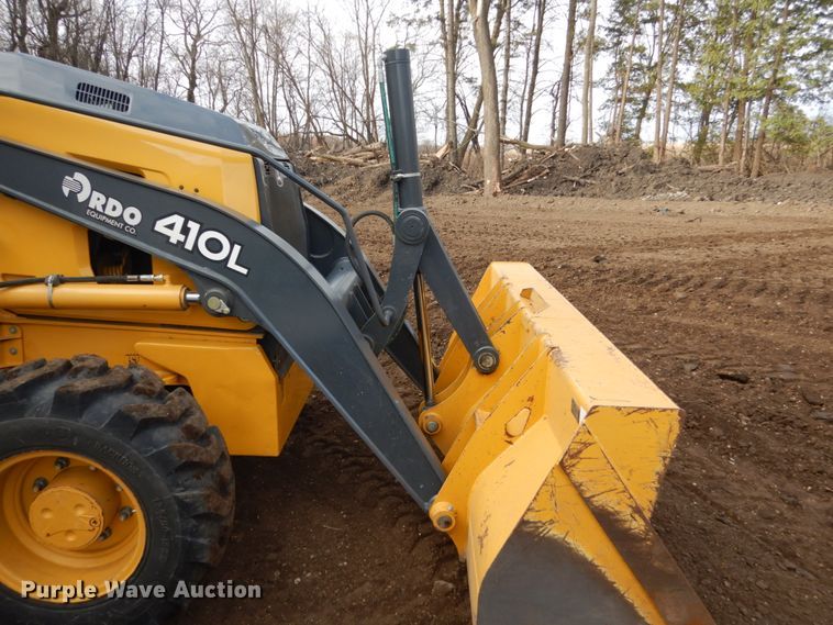 image for item EC9173 2015 John Deere 410L backhoe