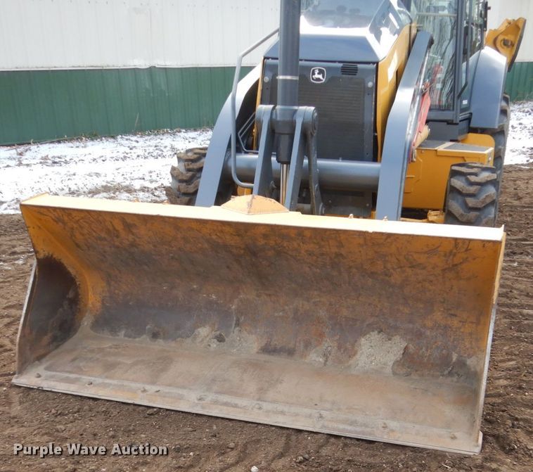 image for item EC9173 2015 John Deere 410L backhoe