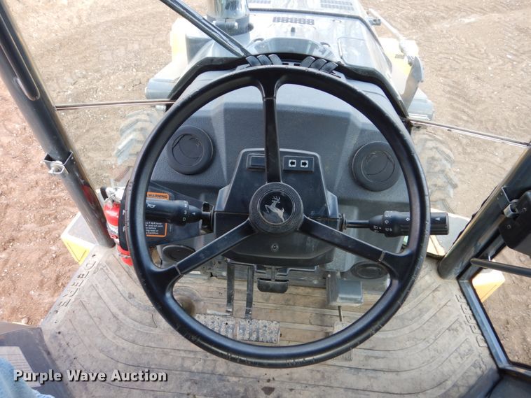 image for item EC9173 2015 John Deere 410L backhoe