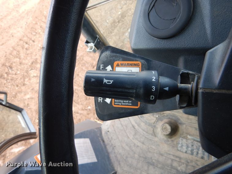 image for item EC9173 2015 John Deere 410L backhoe