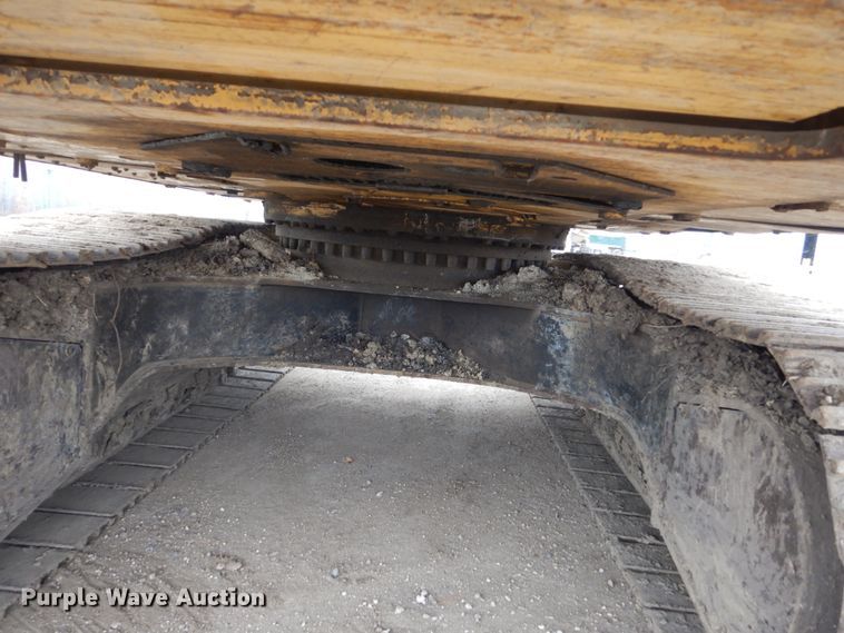 image for item EC9235 2005 Caterpillar 330C L excavator