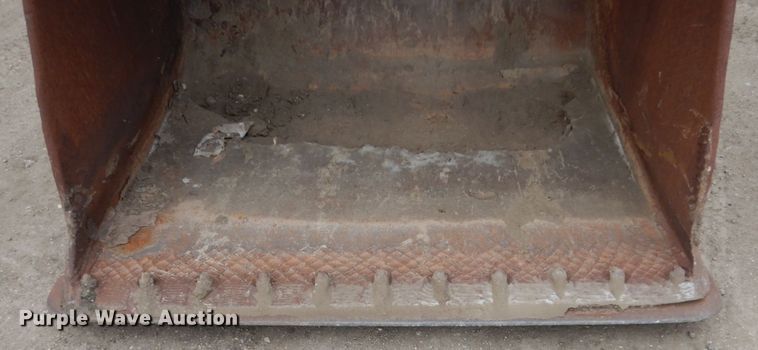 image for item EC9235 2005 Caterpillar 330C L excavator