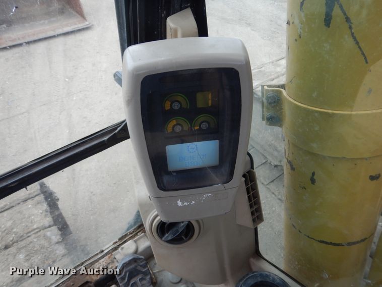 image for item EC9235 2005 Caterpillar 330C L excavator