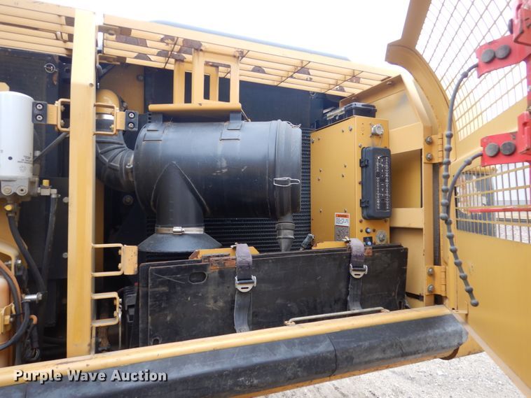 image for item EC9235 2005 Caterpillar 330C L excavator