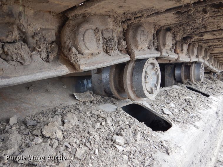 image for item EC9235 2005 Caterpillar 330C L excavator